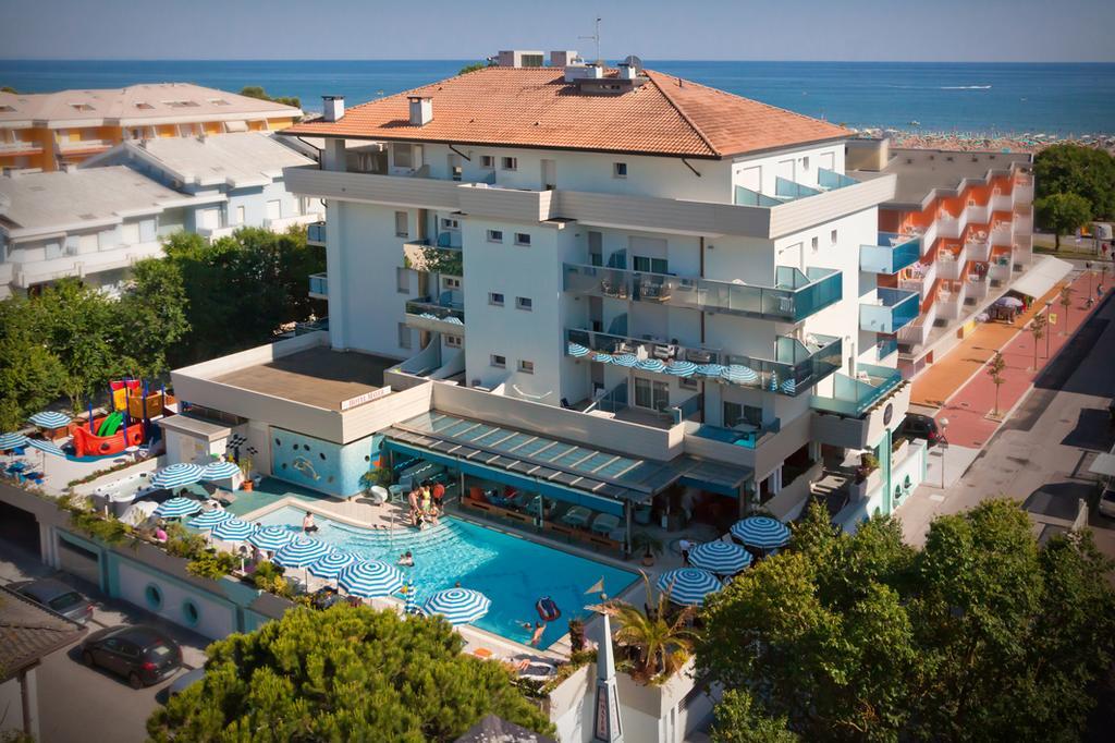 Hotel Mayer Bibione Kültér fotó