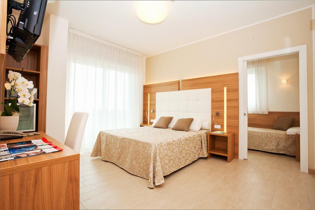Hotel Mayer Bibione Kültér fotó
